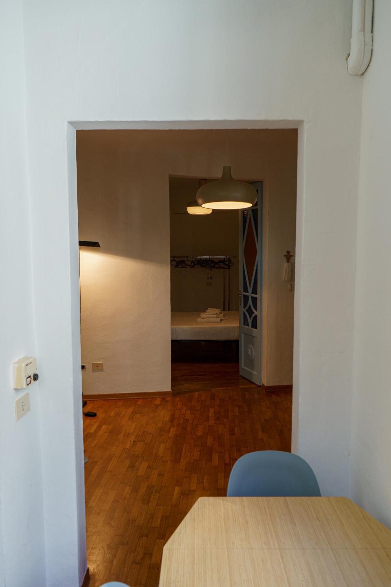 Central 1 Bedroom Apartment In The City Center Флоренция Экстерьер фото
