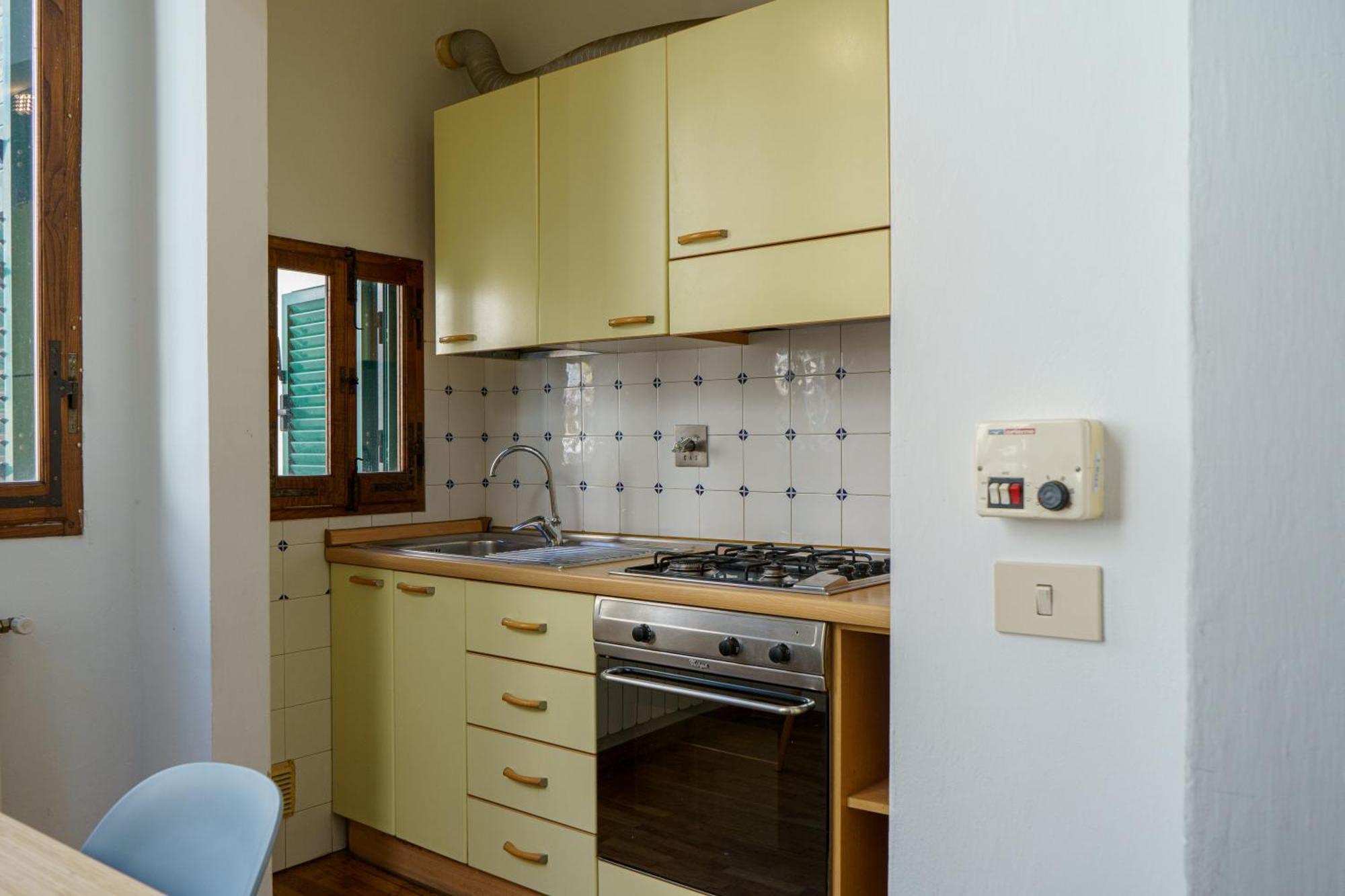 Central 1 Bedroom Apartment In The City Center Флоренция Экстерьер фото