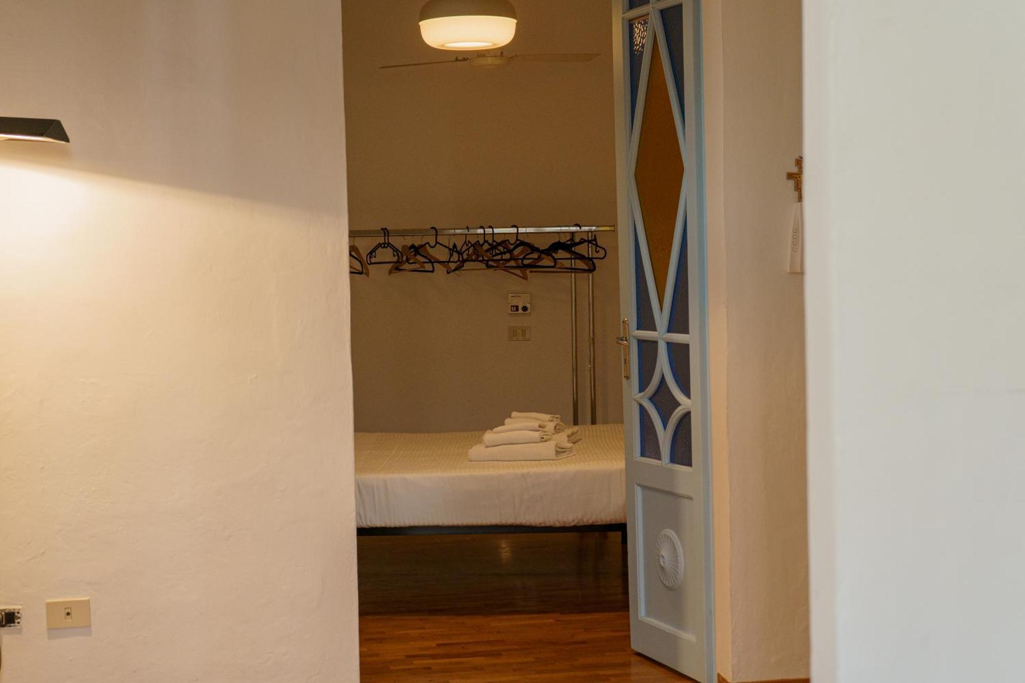 Central 1 Bedroom Apartment In The City Center Флоренция Экстерьер фото
